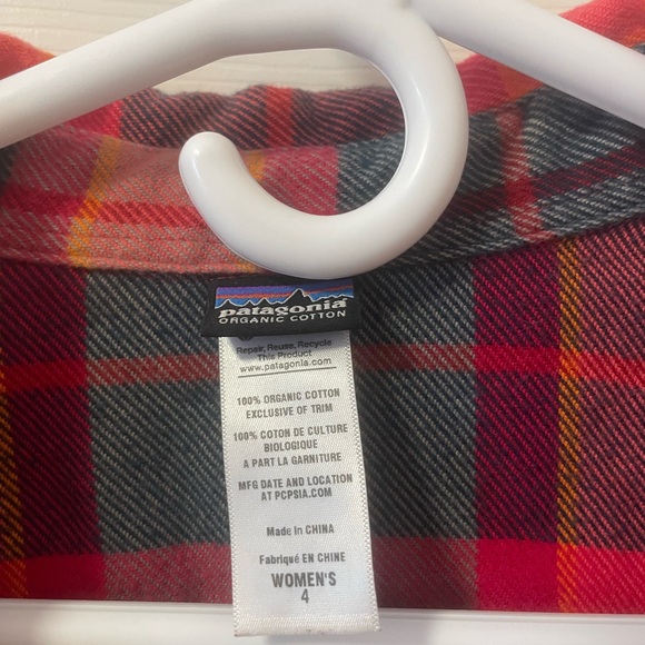 Patagonia Women’s Flannel - Excellent Condition - Picture 3 of 3